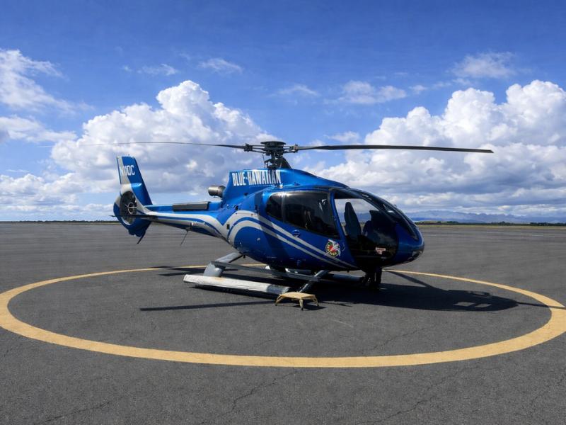 Blue Skies of Oahu Helicopter Tour Including Kualoa Ranch Views